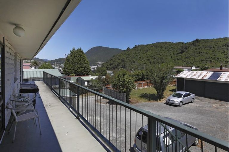 Photo of property in 91a Waikawa Road, Picton, 7220