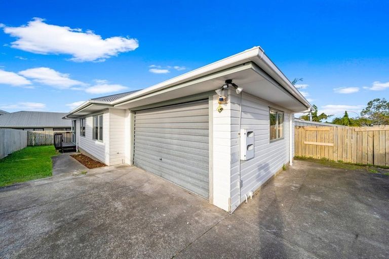 Photo of property in 2/19 Oratu Place, Manurewa, Auckland, 2102