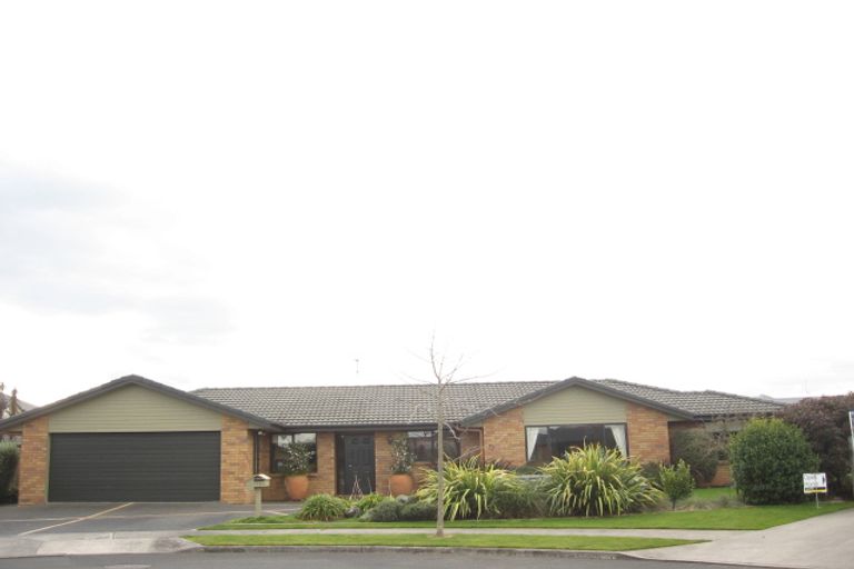 Photo of property in 12 Maidstone Place, Rototuna North, Hamilton, 3210