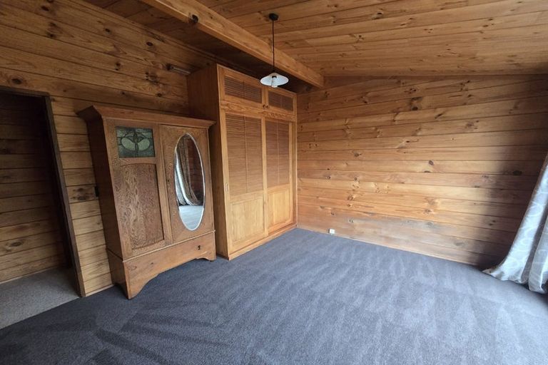 Photo of property in 10 Mervyn Place, Plimmerton, Porirua, 5026