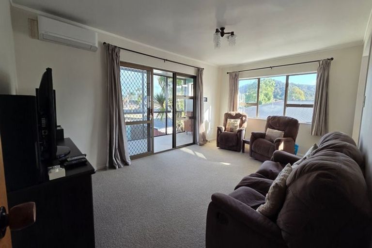 Photo of property in 65b Kamo Road, Regent, Whangarei, 0112
