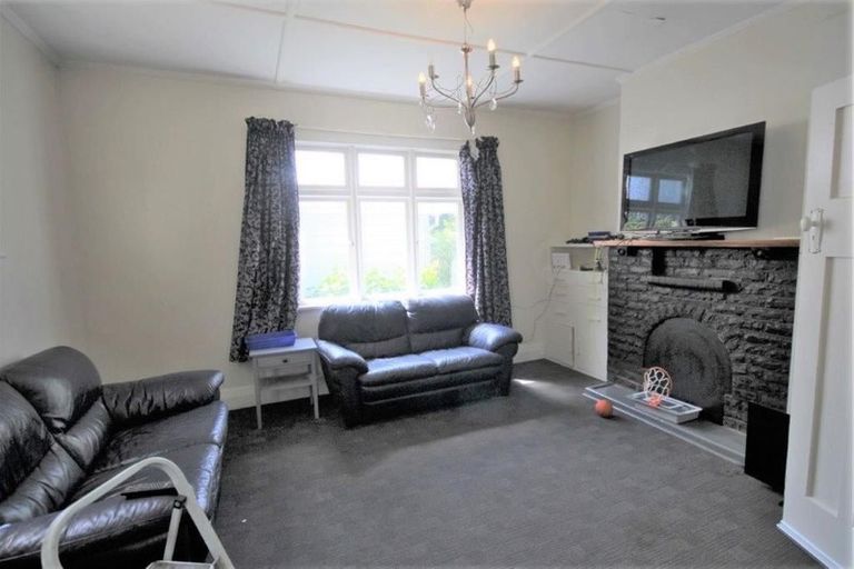 Photo of property in 33 Ramsay Street, Dalmore, Dunedin, 9010