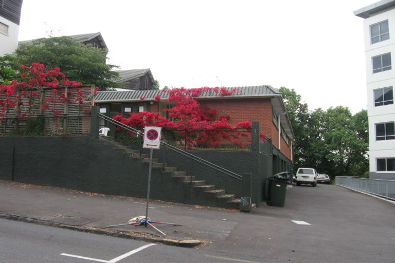 Photo of property in 1/129 Grafton Road, Grafton, Auckland, 1010