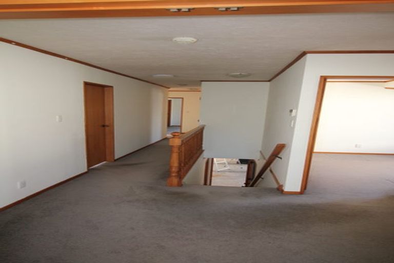 Photo of property in 21 Glen Alton Avenue, Paparangi, Wellington, 6037