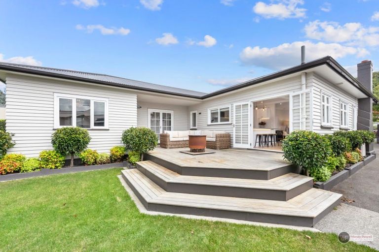 Photo of property in 33 Kiwi Street, Alicetown, Lower Hutt, 5010