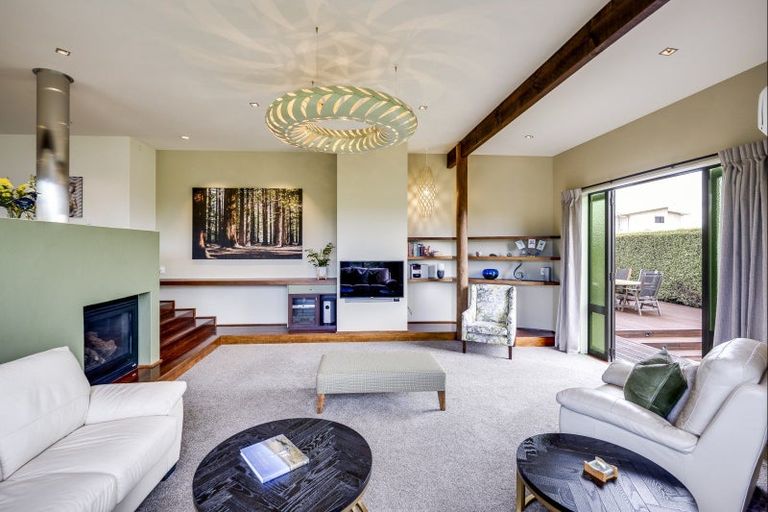 Photo of property in 72 Rochfort Road, Havelock North, 4130