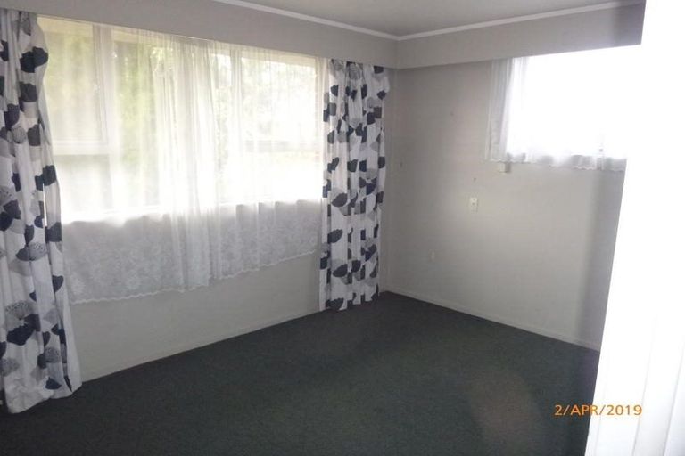 Photo of property in 143 Waimumu Road, Massey, Auckland, 0614