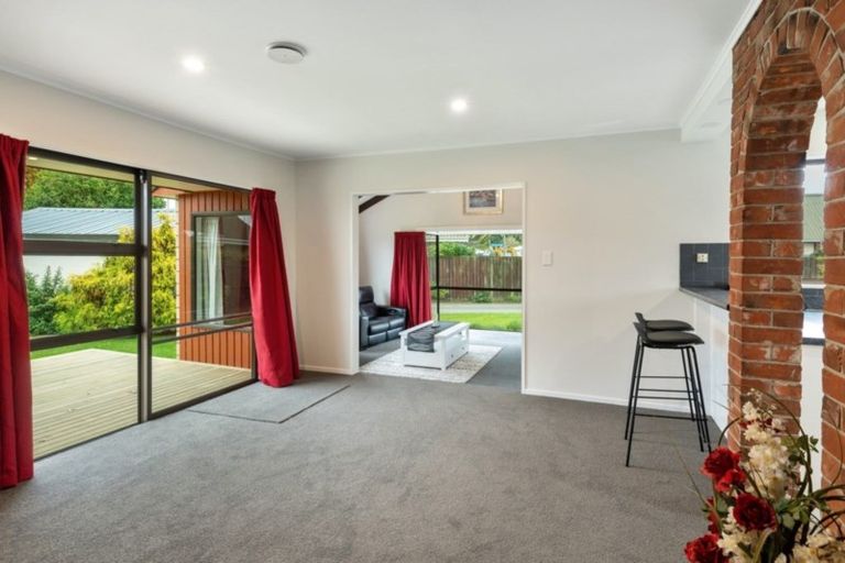 Photo of property in 8 Guise Lane, Hillmorton, Christchurch, 8025