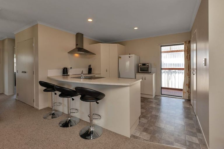 Photo of property in 24 Tamure Place, Ruakaka, 0116