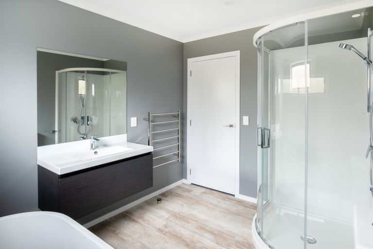 Photo of property in 27 Te Ara O Roimata, Wainuiomata, Lower Hutt, 5014