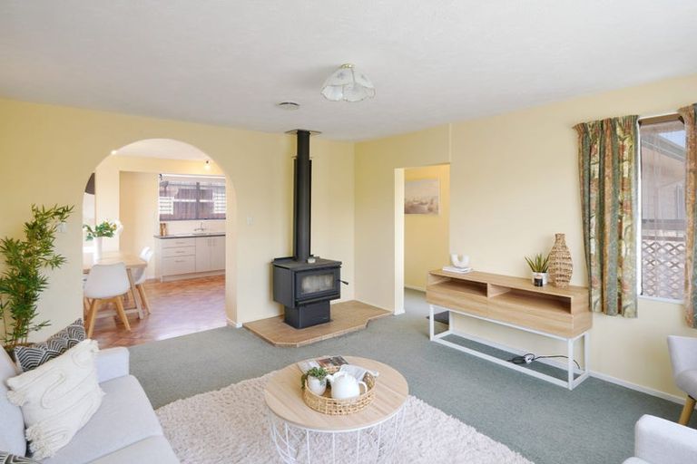 Photo of property in 76 Main North Road, Woodend, 7610