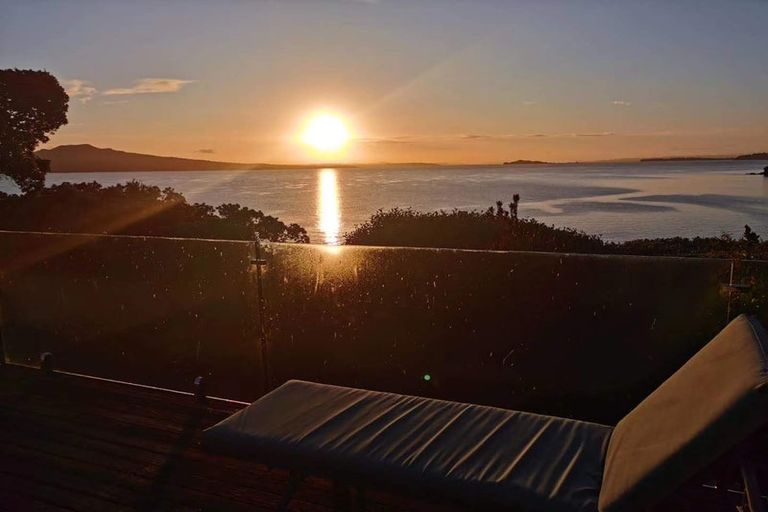 Photo of property in 14 Hamana Street, Narrow Neck, Auckland, 0622