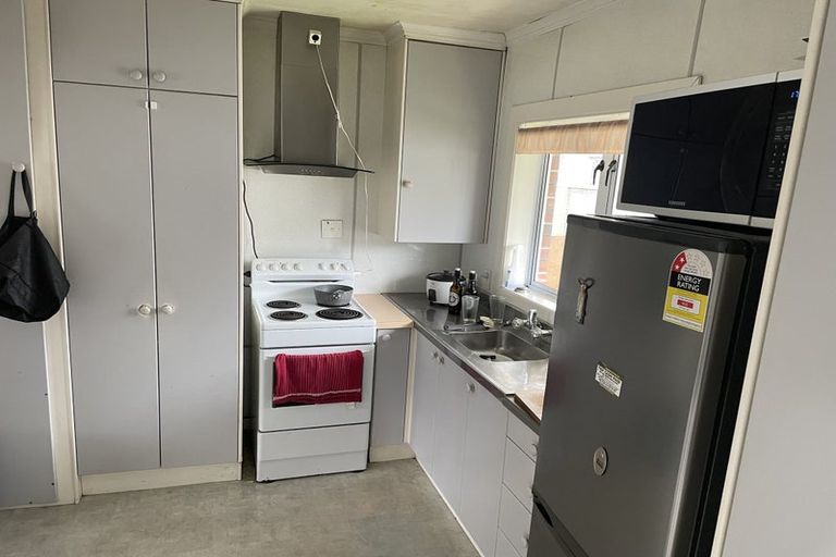 Photo of property in 1/6 Opaheke Road, Papakura, 2110