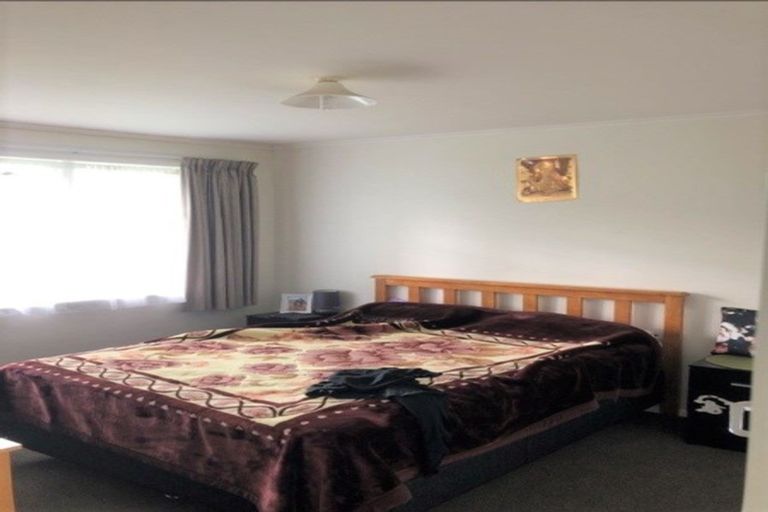 Photo of property in 1/1123 Fergusson Drive, Clouston Park, Upper Hutt, 5018