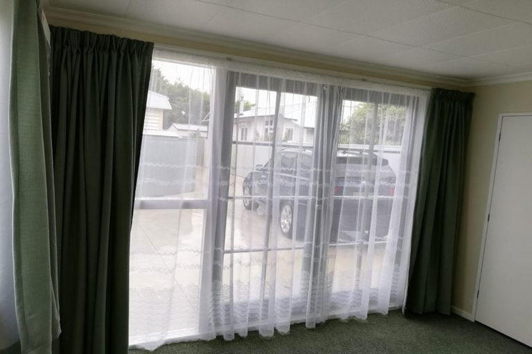 Photo of property in 398 Featherston Street, Palmerston North, 4414