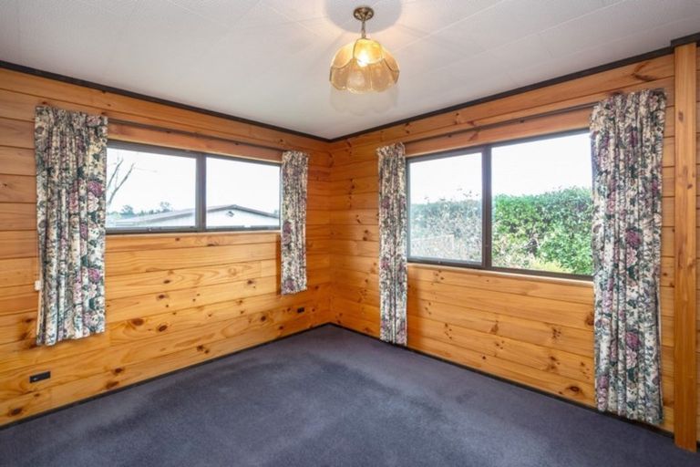 Photo of property in 20 Esther Street, Martinborough, 5711