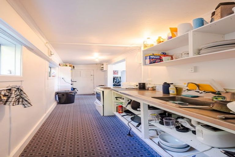 Photo of property in 143 Queen Street, North Dunedin, Dunedin, 9016