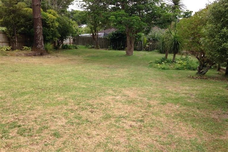 Photo of property in 7 Alexander Avenue, Torbay, Auckland, 0630
