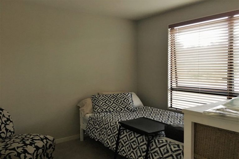 Photo of property in 23 Kittiwake Drive, Schnapper Rock, Auckland, 0632