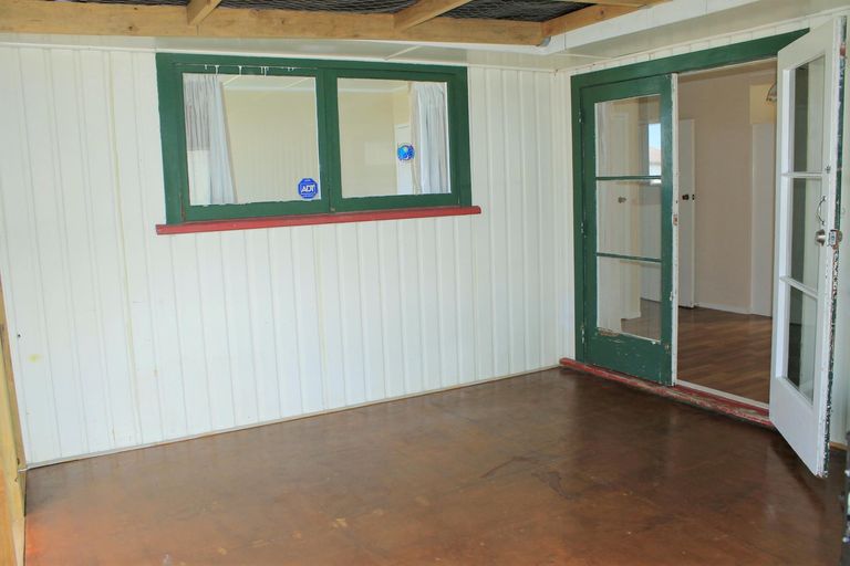 Photo of property in 5 Ward Street, Riverdale, Gisborne, 4010