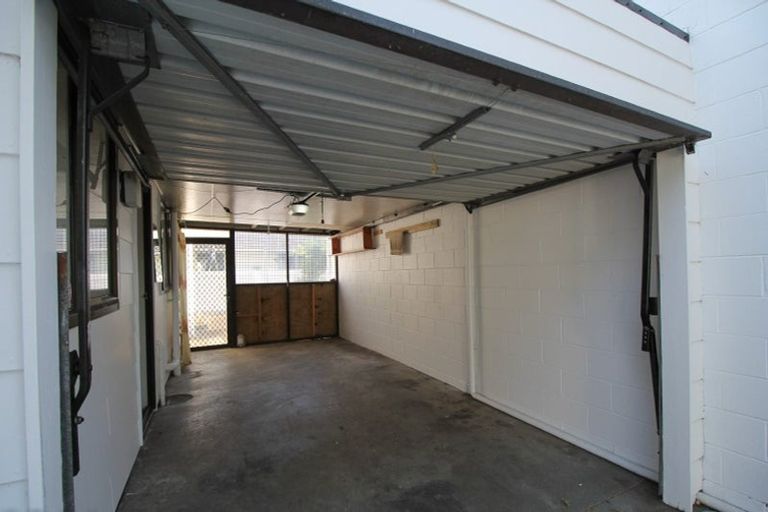 Photo of property in 1/23 Beaumaris Way, Conifer Grove, Takanini, 2112