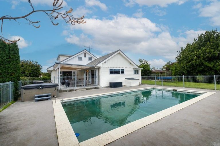 Photo of property in 138 Avondale Road, Greenmeadows, Napier, 4112