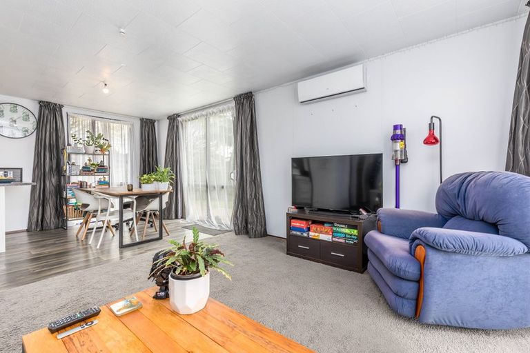 Photo of property in 1/24 Nearco Street, Randwick Park, Auckland, 2105