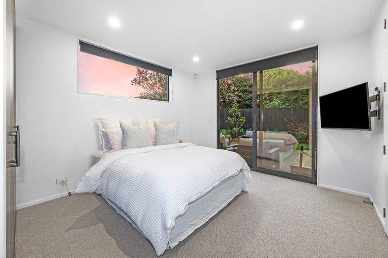 Photo of property in 2/35 Saint James Avenue, Papanui, Christchurch, 8053