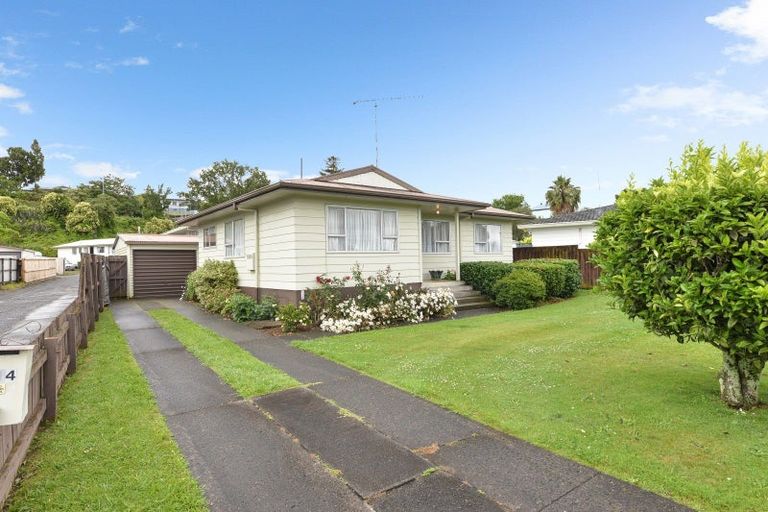 Photo of property in 414 Kahikatea Drive, Dinsdale, Hamilton, 3204