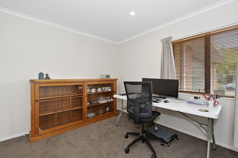 Photo of property in 20 Farringdon Avenue, Rototuna North, Hamilton, 3210