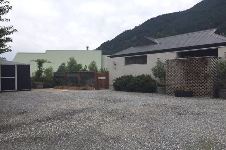 Photo of property in 210b Fernhill Road, Sunshine Bay, Queenstown, 9300