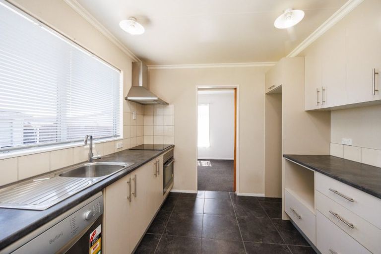 Photo of property in 21 Paradise Place, Milson, Palmerston North, 4414
