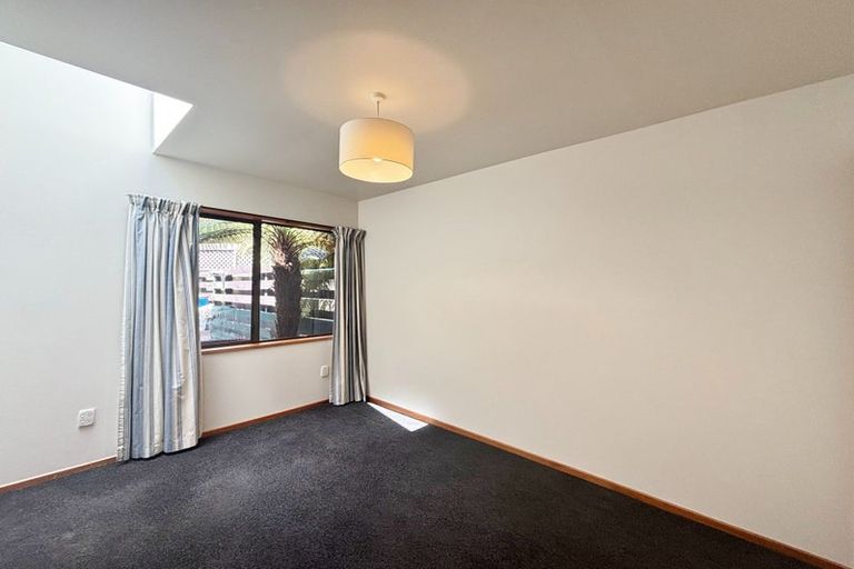 Photo of property in 1/31 Crichton Terrace, Cashmere, Christchurch, 8022