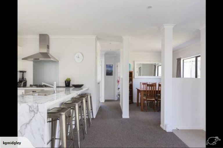 Photo of property in 10 Manuka Close, Mangawhai, 0505