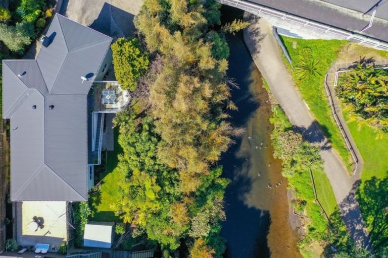 Photo of property in 423 Devon Street East, Strandon, New Plymouth, 4312