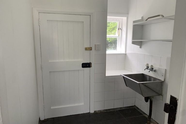 Photo of property in 7/9 Bell Street, Marton, 4710