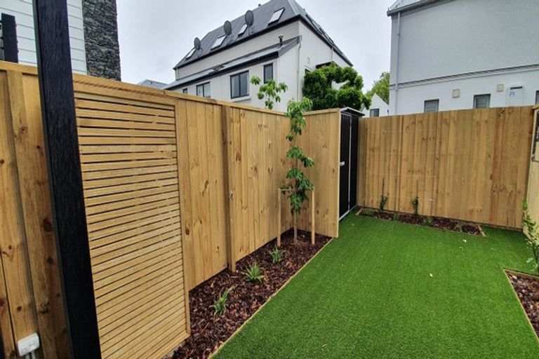 Photo of property in 2/307 Armagh Street, Christchurch Central, Christchurch, 8011