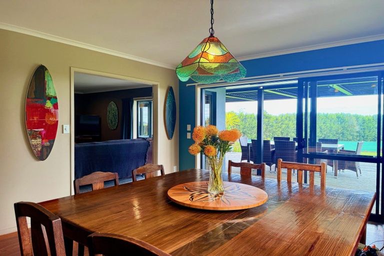 Photo of property in 154 Ohinepanea Road, Pukehina, Te Puke, 3186