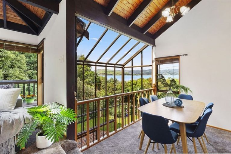 Photo of property in 172 Paremata Road, Paremata, Porirua, 5024