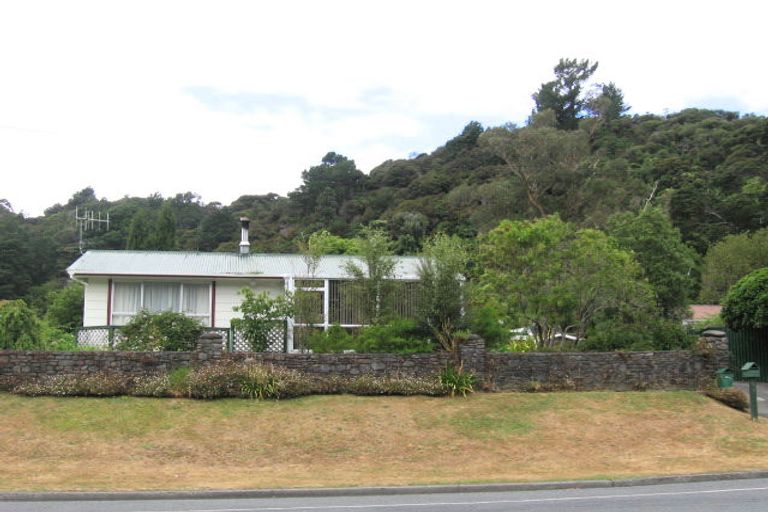 Photo of property in 116b Akatarawa Road, Birchville, Upper Hutt, 5018