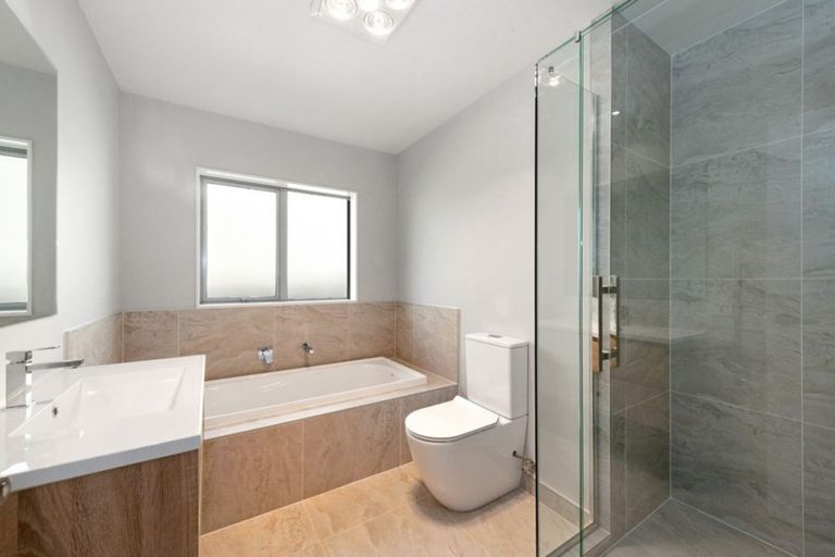 Photo of property in 3 Te Tiireke Drive, Glenview, Hamilton, 3206