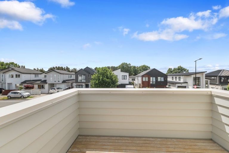 Photo of property in 64 Craigs Way, Hobsonville, Auckland, 0616
