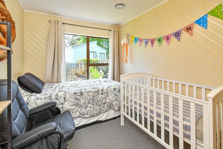 Photo of property in 15 Oakmont Place, Wattle Downs, Auckland, 2103