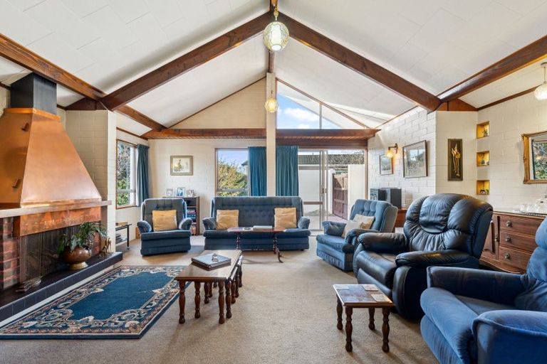 Photo of property in 8 Miller Place, Masterton, 5810