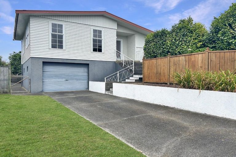 Photo of property in 14 Glen Street, Levin, 5510