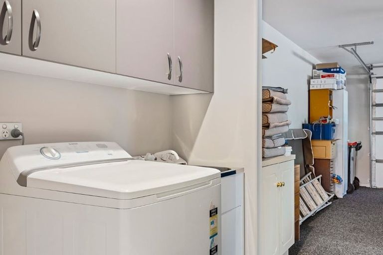 Photo of property in 124 William Brittan Avenue, Halswell, Christchurch, 8025