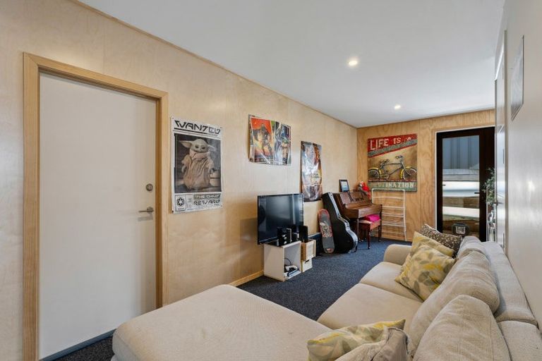 Photo of property in 4 Pounamu Avenue, Albert Town, Wanaka, 9305