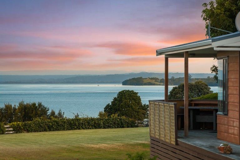 Photo of property in 133a Athenree Road, Athenree, Katikati, 3177