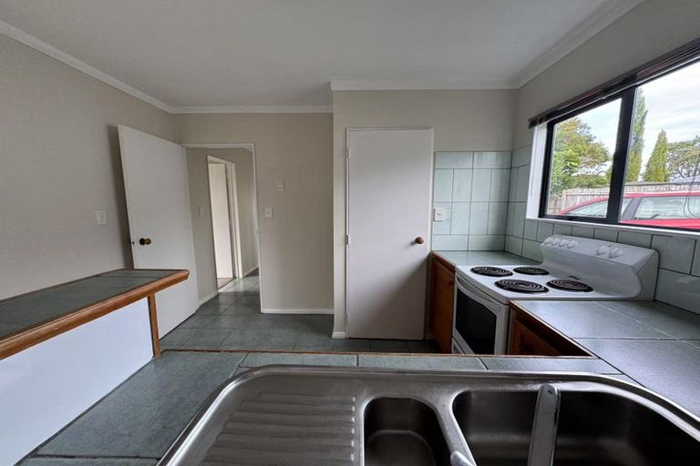 Photo of property in 50 Lakeside Drive, Orewa, 0931