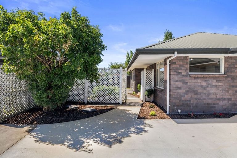 Photo of property in 3/200 Wainoni Road, Avondale, Christchurch, 8061
